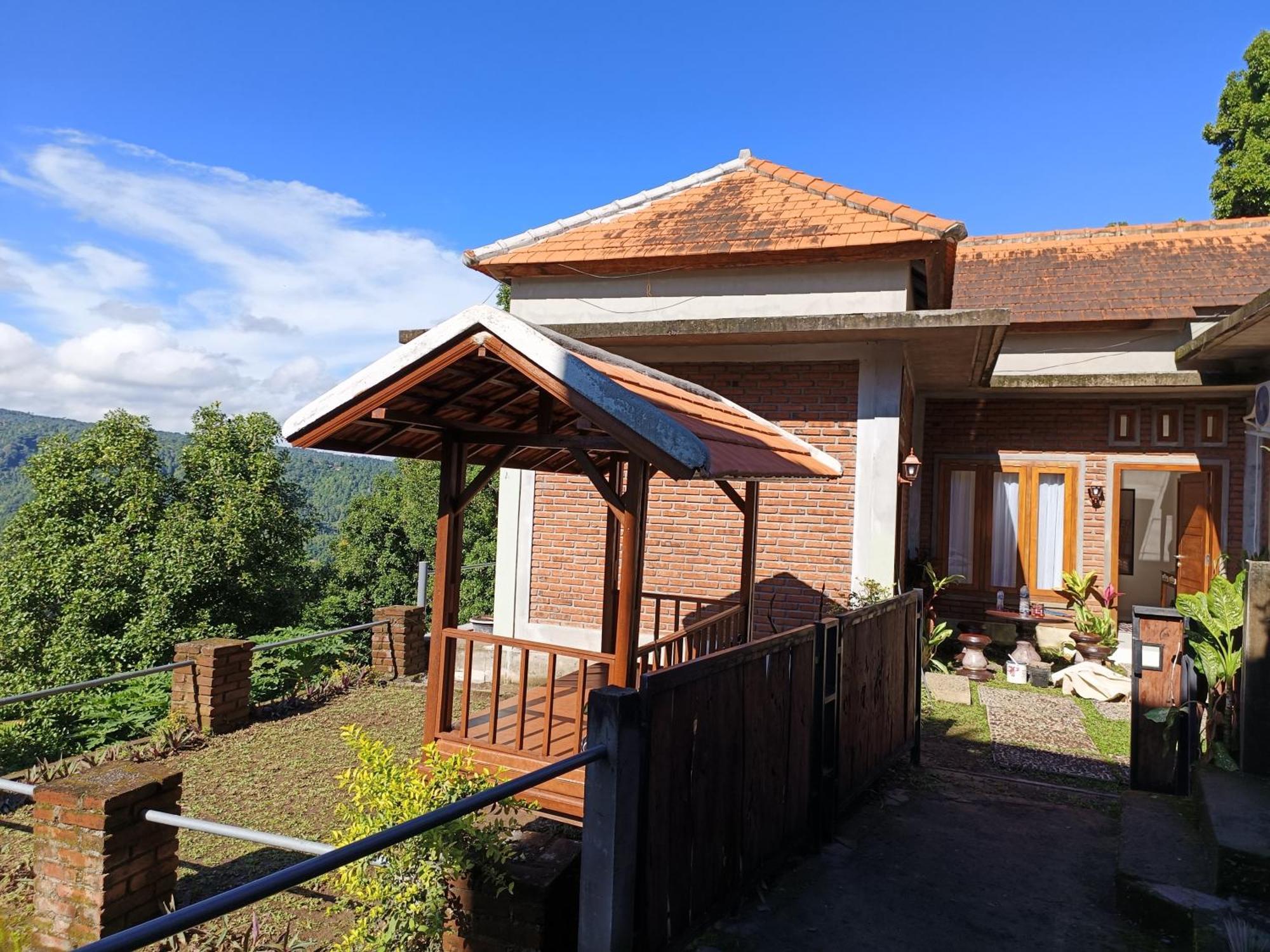 Made Oka Homestay And Warung Munduk Eksteriør bilde