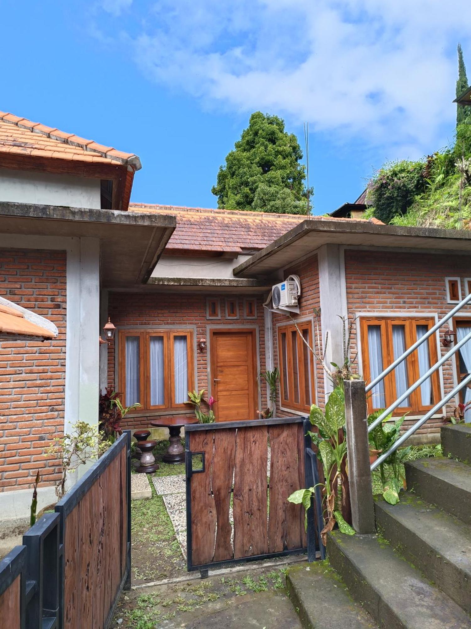 Made Oka Homestay And Warung Munduk Eksteriør bilde